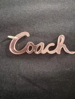 COACH ロゴ アクリル チャーム ピンク