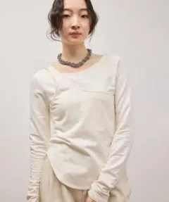 ETRE TOKYO アシンメトリーネックニットプルオーバー - メルカリ