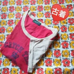 古着　レッドとベージュの半袖 Tシャツ
