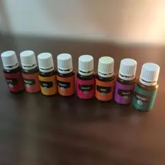 ヤングリヴィング エッセンシャルオイル 8本セット まとめ売り アロマのサムネイル