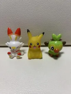 ポケモン フィギュア 3体セット ピカチュウ サルノリ ヒバニーのサムネイル