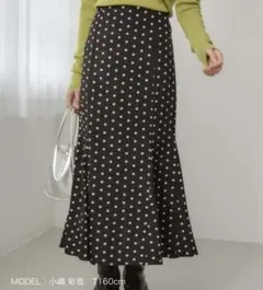 ドットプリーツスカート