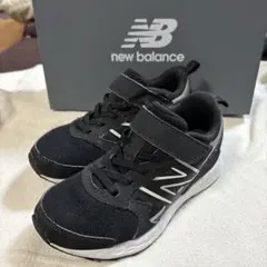 【New Balance】ブラック スニーカー