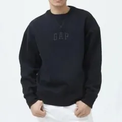 GAP オーバーサイズ エンブロイダリー ミニアーチ　クルーネック