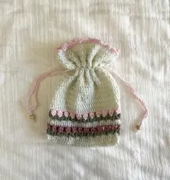 かぎ針編み小物 チューリップの巾着 ハンドメイド