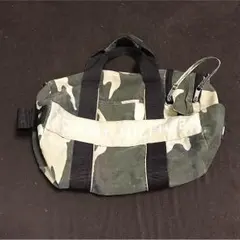 TOMMYのカモ柄ミニボストン