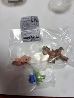 トイ・ストーリー5 ゆらゆらつながるマスコット Part1 3種
