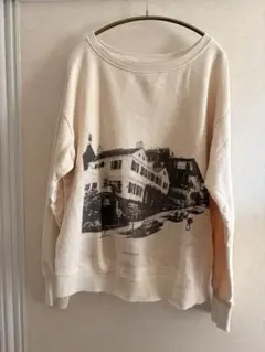 アンプーファム　クリーム色オーバーサイズスウェット