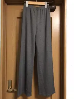 B品　リラックスウールパンツ