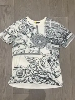 【クリーニング済】VERSACE Tシャツ バロック柄 Sサイズのサムネイル