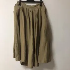 ベージュ ガウチョパンツ