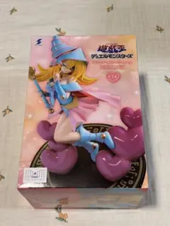 遊戯王 ブラック・マジシャン・ガール フィギュア
