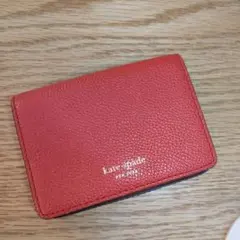 kate spade レッド カードケース