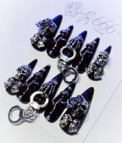 【No.015】ネイルチップ　地雷系量産型サブカルゴシックゴテゴテゴスロリ　黒