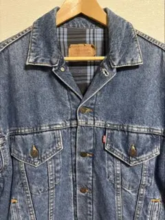 Item thumbnail for item 91a6cb74-dbdc-41a5-b51c-36e3f1fa1c2e