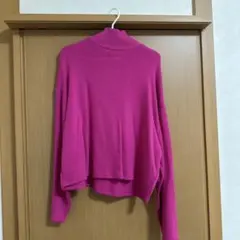 ZARAピンク タートルネック クロップドニット