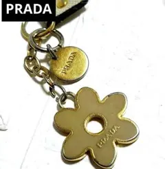 PRADA プラダ チャーム フラワー 花 ロゴ チェーン プレート 金のサムネイル