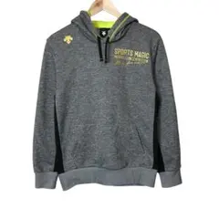 デサント　プルオーバーポリエステルパーカー　プリントロゴ　腹ポケット付　グレー