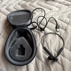 Shokz 骨伝導イヤホン 収納ケース付き
