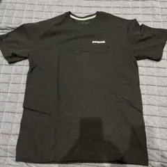 patagonia 黒 Tシャツ Sサイズ