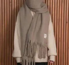 ラウジー ニット