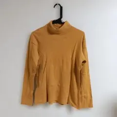 マスタード Tシャツ