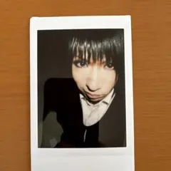 ゴールデンボンバー 鬼龍院翔 チェキ ⑨ - メルカリ
