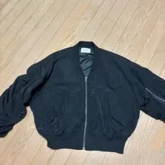 ブラック ブルゾン