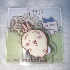 ちいかわ　アクリルシーンクリップ　ビスケット　うさぎ