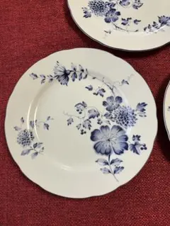 HOYA 紺の縁取り 花びら型のデザート皿　3枚セット