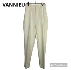 【ヴァニーユー】タックパンツ　テーパード　センタープレス　シンプル　F