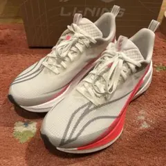 LI-NING CLOUD スニーカー ホワイト パステルカラー - メルカリ