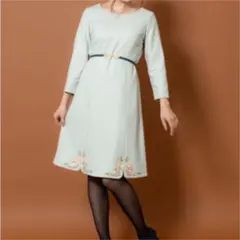 新品未使用　Rew de Rew 裾刺繍ワンピース