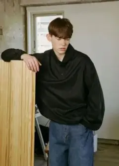 RESISTED YARN DYED GABARDINE PULLOVER