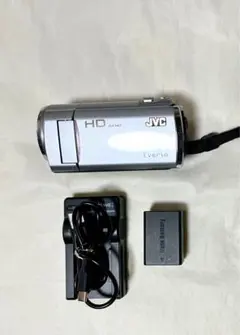 JVC Everio HD 캠코더 실버 배터리 충전기 포함
