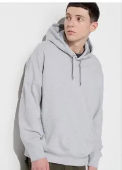 早い者勝ち♪ユニクロ スウェットプルパーカー2枚セット