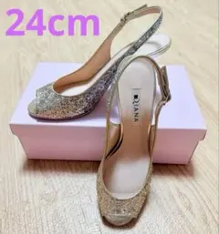 【値下げ中】ダイアナ DIANA ゴールド グリッター サンダル 24cm箱無し