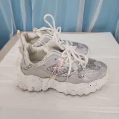 【超メルカリ市】VOGUE シルバー ラメ厚底スニーカー24.5