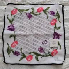【新品未使用】刺繍入り タオルハンカチ ブランド Elegance エレガンス