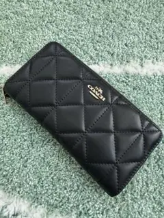 【極美品✨】COACH 長財布 キルティング ブラック ラウンドファスナー