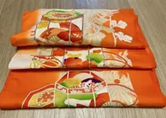 オレンジの和風生地　女児着物はぎれ 3枚