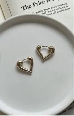 CAPRICIEUX LE’MAGE GOLDYハートワンタッチピアス フープ