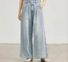 GOODデニムタックワイドパンツ　ライトブルー M 定価5,940円