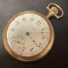 Waltham 大ぶり　懐中時計　ゴールドカラー　ジャンク　金色　不動品のサムネイル