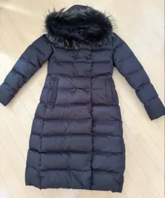 ダークネイビー ダウンコート　ラクーンファー付き