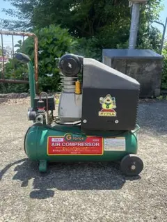 トスコン東芝産業機器システム製エアーコンプレッサー中古品型式SP10D 