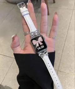 【新品】ラスト1点Apple Watchバンドのみ可愛いリボンストーン ホワイト