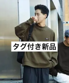 タグ付き カーキ トレーナー ユニセックス Mサイズ