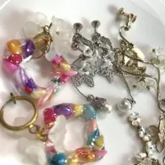 フラワーモチーフのイヤリングまとめ売り　5点セット