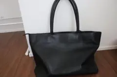 ブラックレザートートバッグのサムネイル